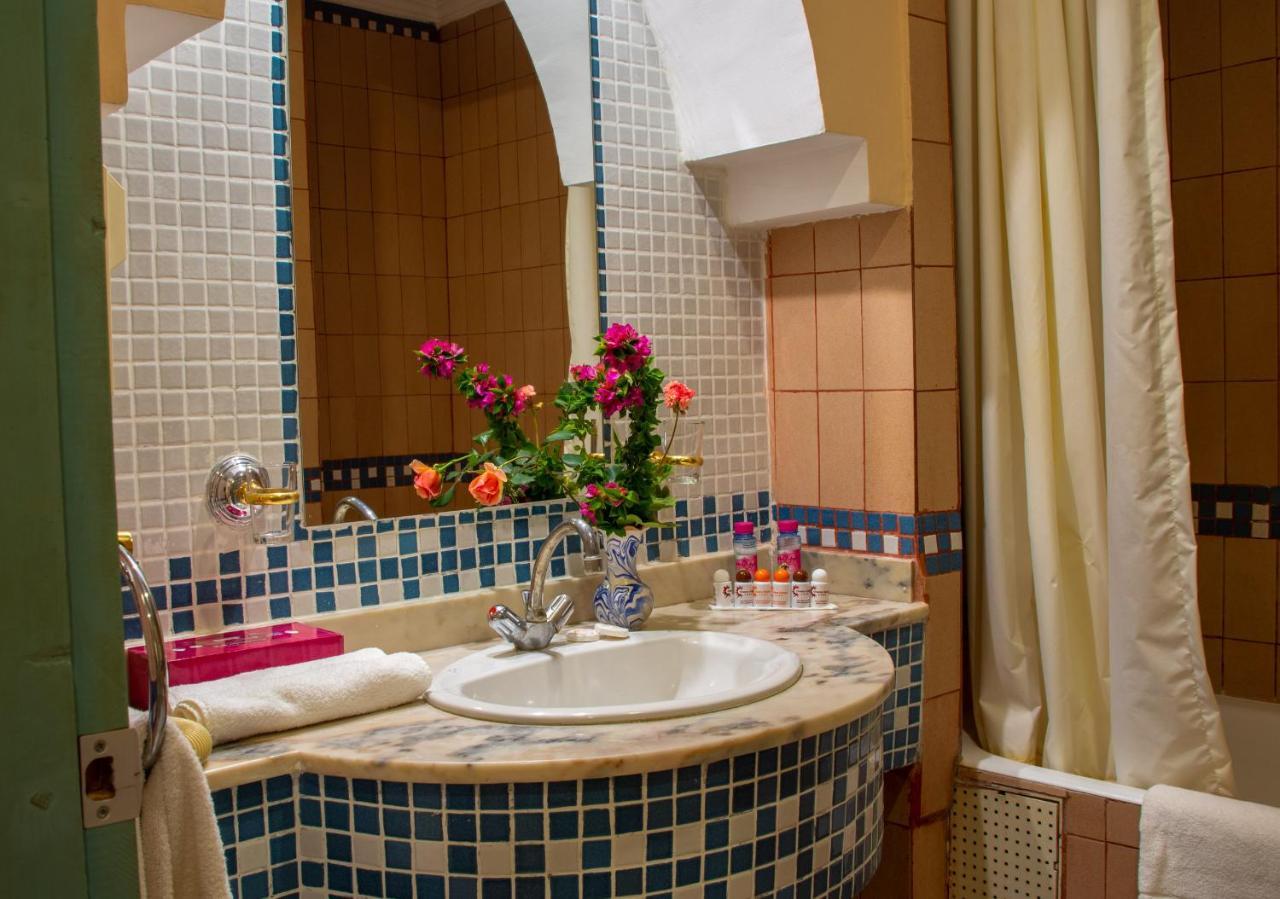 فندق شمس تزاركونت أفورار المظهر الخارجي الصورة